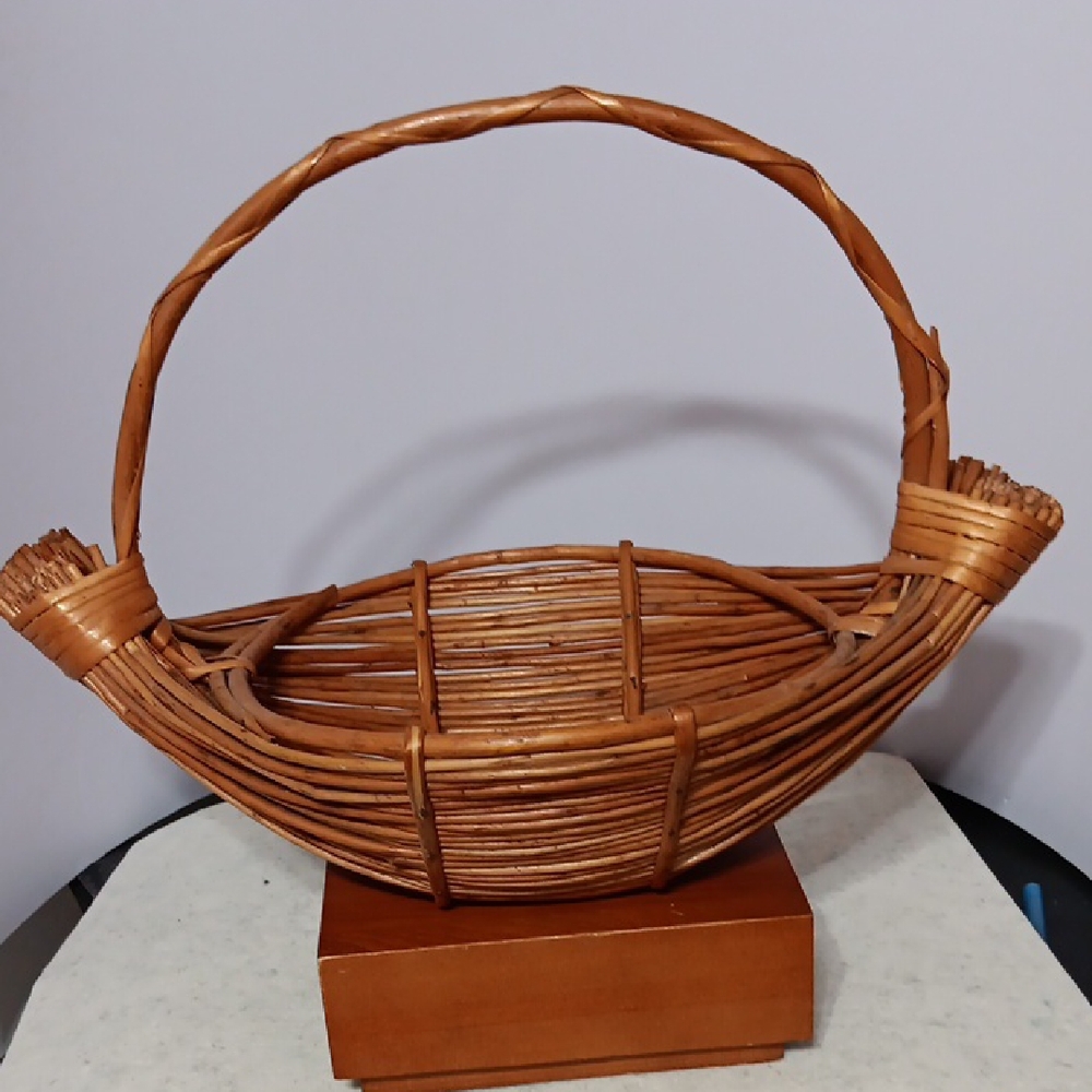 Elegant Brown Wicker Basket